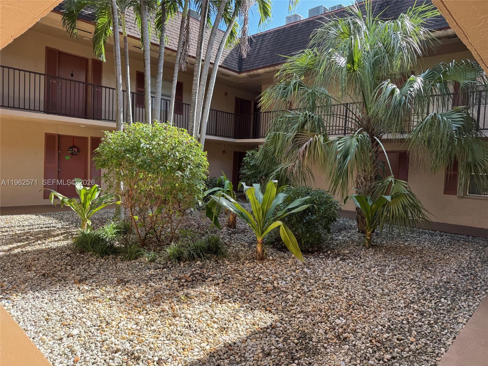 11289 Southwest 88th Street, Unit 214L Miami, FL 33176 - Photo 3 of 11