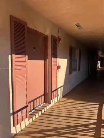 $2,200 | 11289 Southwest 88th Street, Unit 214L, Miami, FL 33176