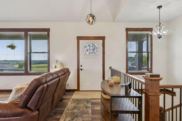 $624,900 | 1706 57th Avenue, Hammond, WI 54015