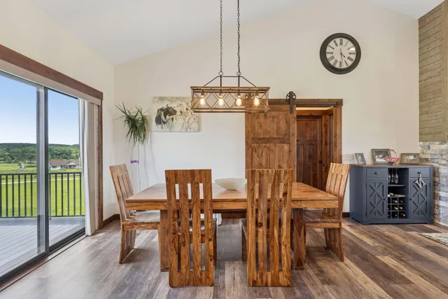 $624,900 | 1706 57th Avenue, Hammond, WI 54015