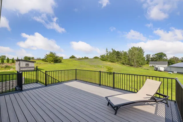 $624,900 | 1706 57th Avenue, Hammond, WI 54015