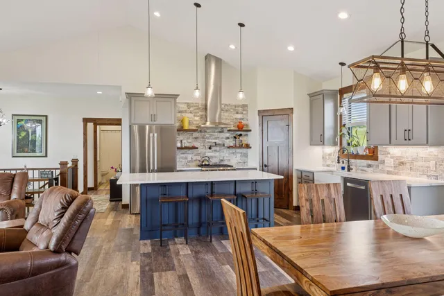 $624,900 | 1706 57th Avenue, Hammond, WI 54015