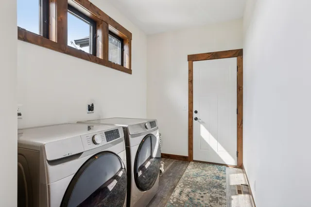 $624,900 | 1706 57th Avenue, Hammond, WI 54015