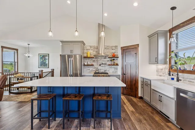 $624,900 | 1706 57th Avenue, Hammond, WI 54015