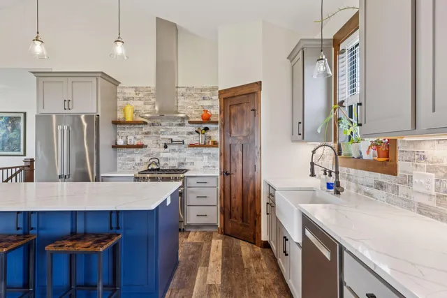 $624,900 | 1706 57th Avenue, Hammond, WI 54015