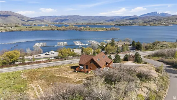 $999,900 | 966 Morningside Lane, Eden, UT 84310