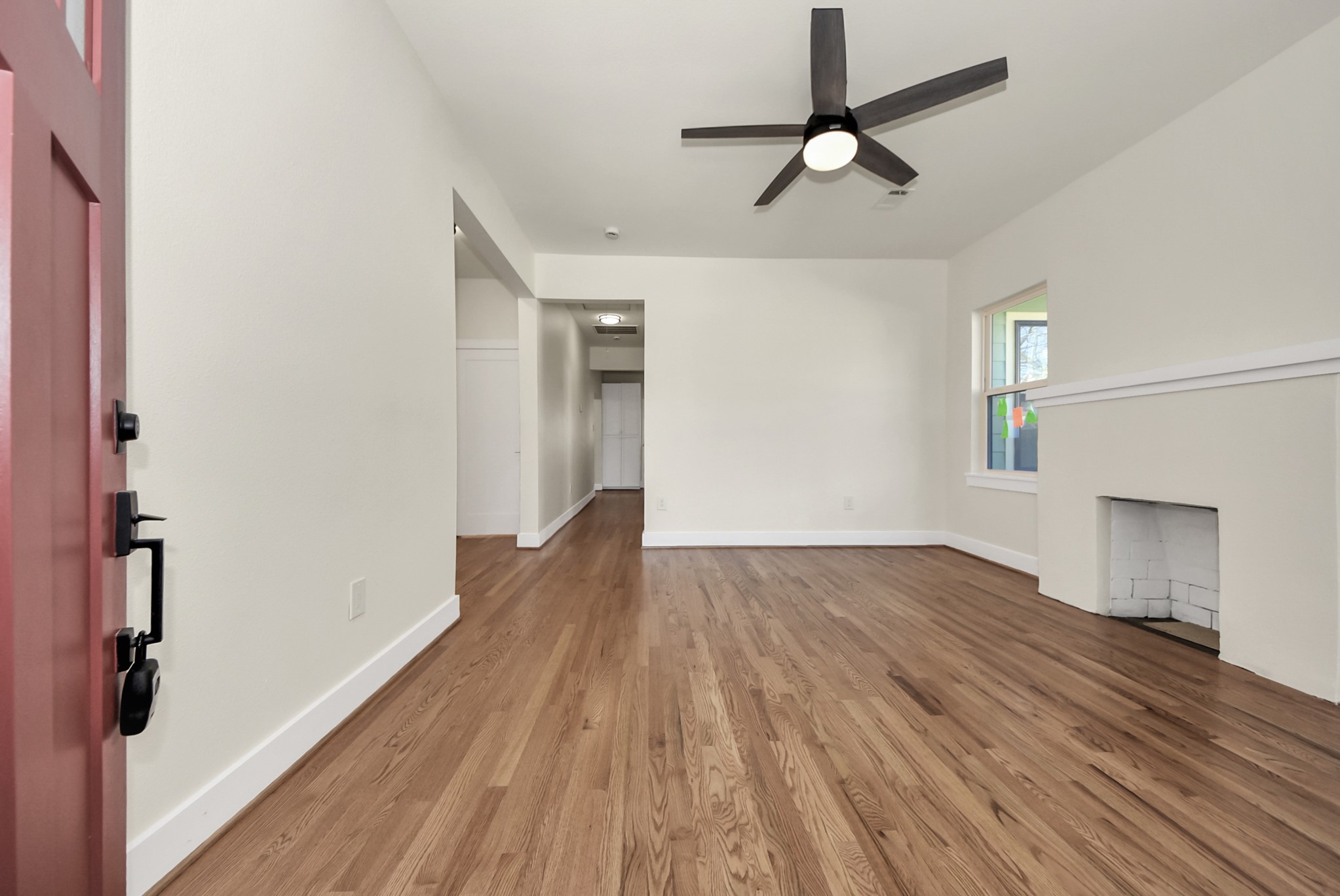 122 Sidney Street Houston, TX 77003 - Photo 2 of 17 Welcome to the completely redone bungalow