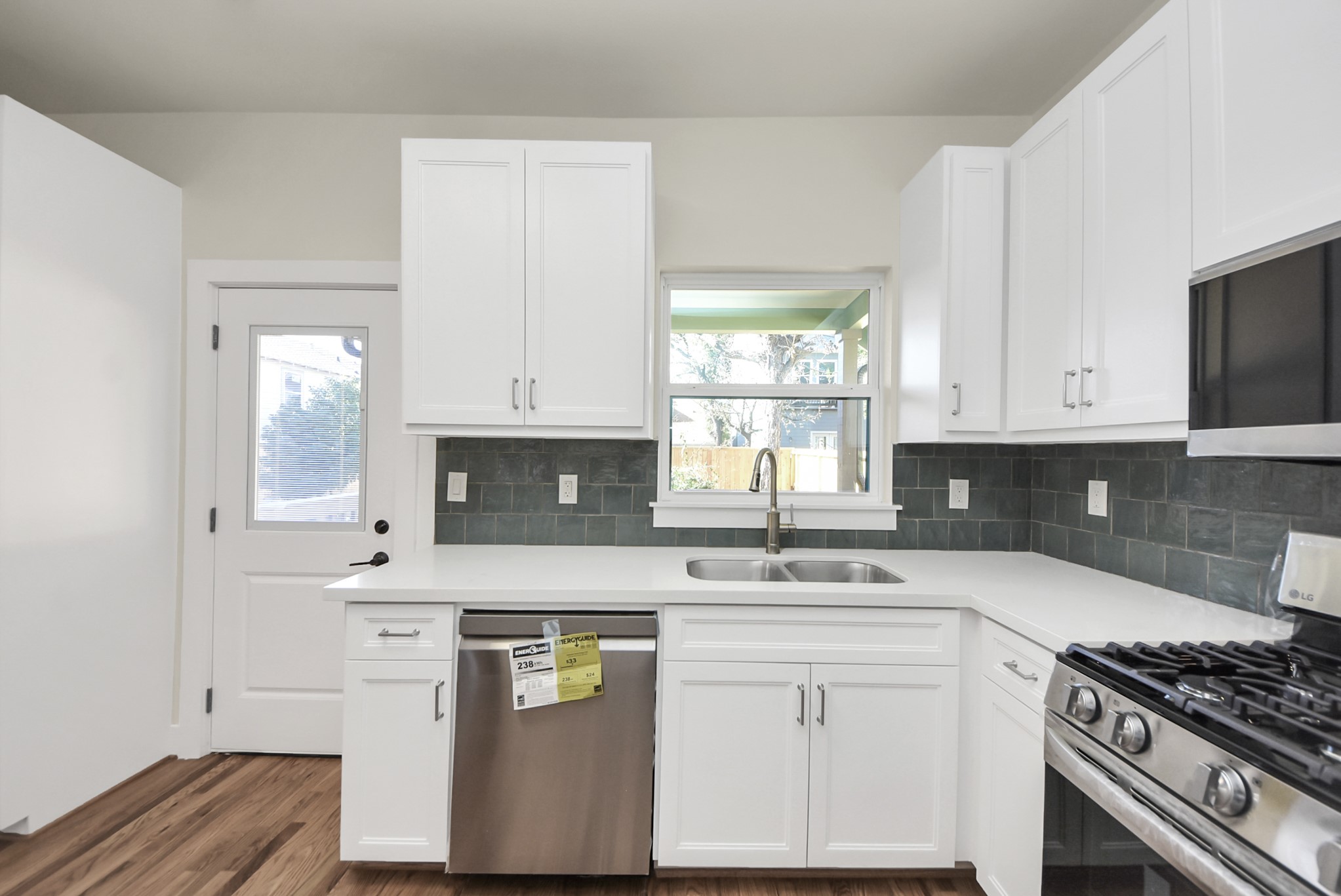 122 Sidney Street Houston, TX 77003 - Photo 8 of 17 another view of the kitchen