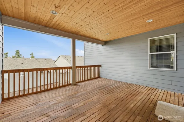 $1,225,000 | 3907 14th Avenue Southeast, Puyallup, WA 98372