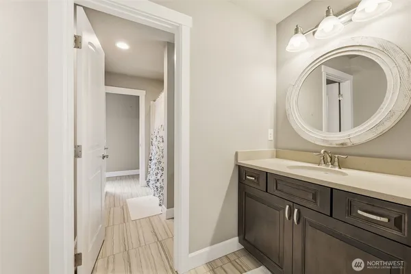 $1,225,000 | 3907 14th Avenue Southeast, Puyallup, WA 98372