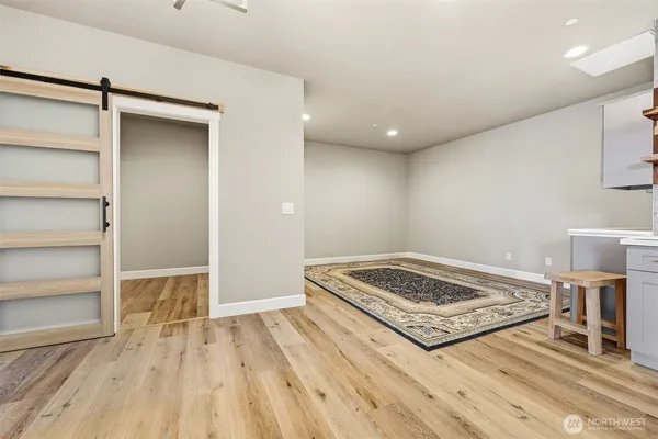 $1,225,000 | 3907 14th Avenue Southeast, Puyallup, WA 98372