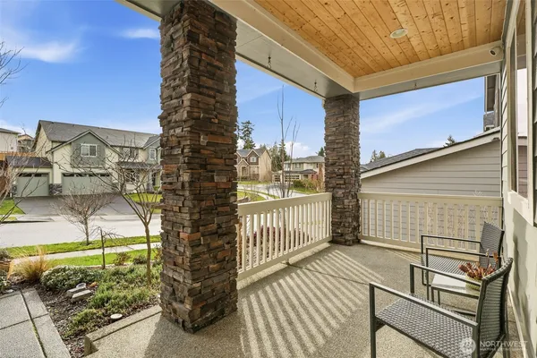 $1,225,000 | 3907 14th Avenue Southeast, Puyallup, WA 98372