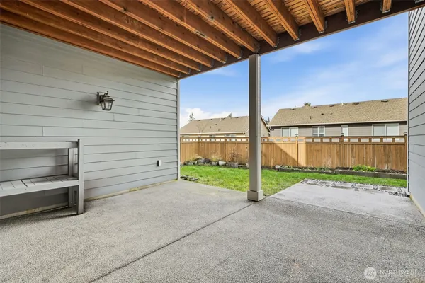 $1,225,000 | 3907 14th Avenue Southeast, Puyallup, WA 98372