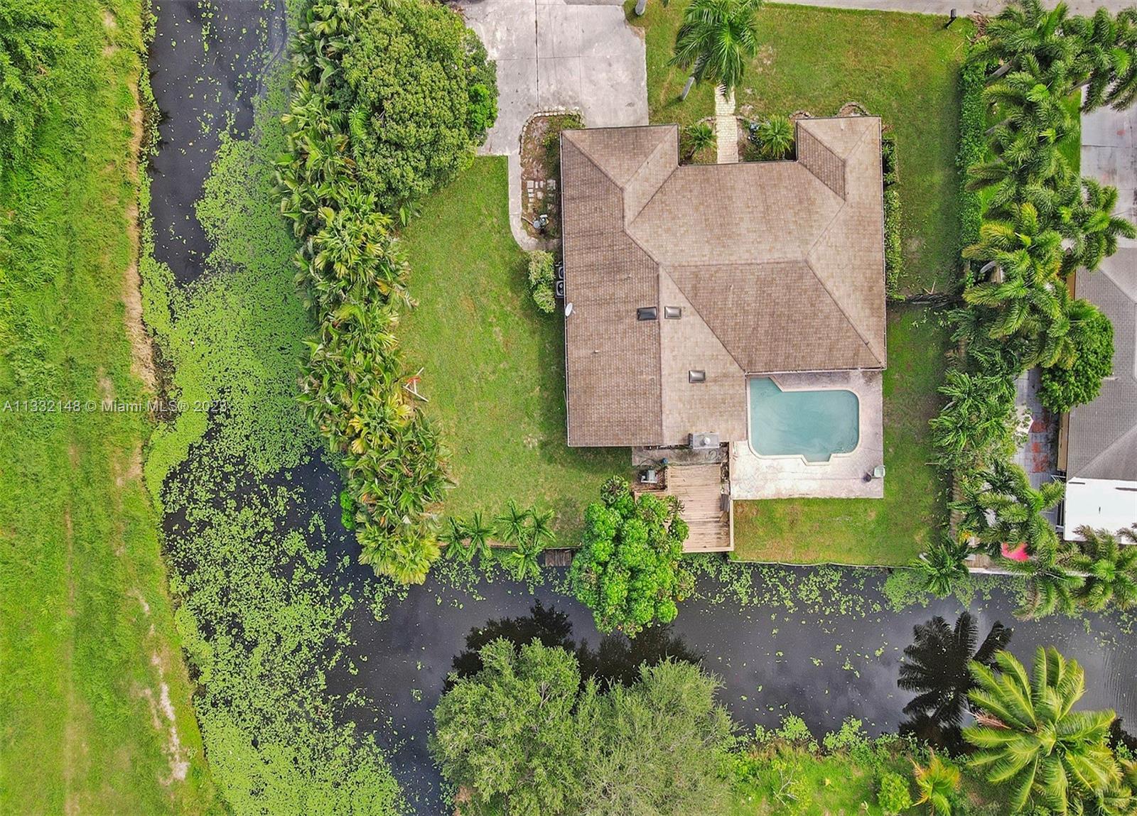 6515 Riparian Road Lake Worth, FL 33462 - Photo 7 of 10 Gallery Image 7