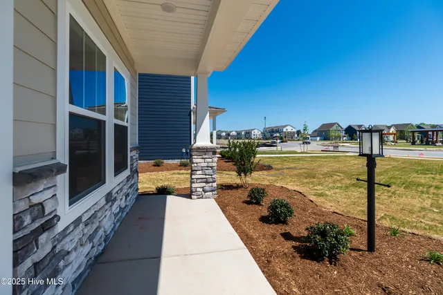 $509,900 | 307 Iris Circle, Moyock, NC 27958