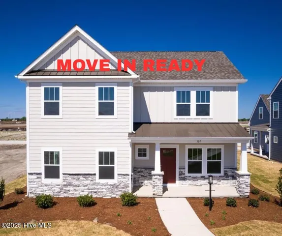 $509,900 | 307 Iris Circle, Moyock, NC 27958