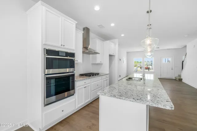 $509,900 | 307 Iris Circle, Moyock, NC 27958