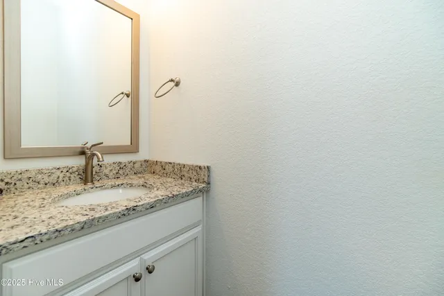 $509,900 | 307 Iris Circle, Moyock, NC 27958