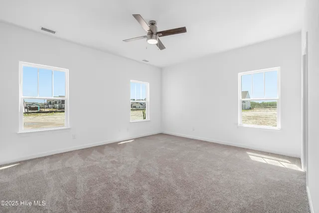 $509,900 | 307 Iris Circle, Moyock, NC 27958