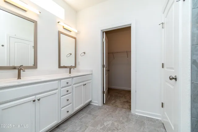 $509,900 | 307 Iris Circle, Moyock, NC 27958