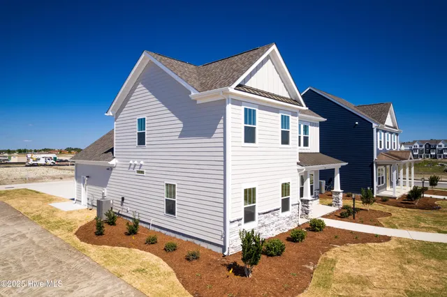 $509,900 | 307 Iris Circle, Moyock, NC 27958