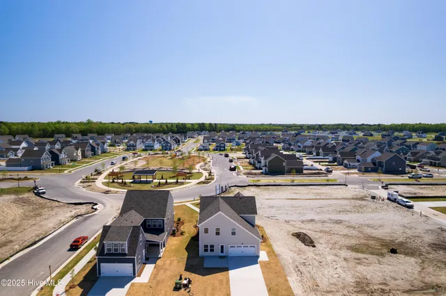 $509,900 | 307 Iris Circle, Moyock, NC 27958