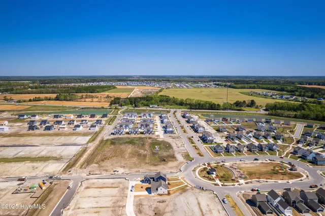 $509,900 | 307 Iris Circle, Moyock, NC 27958