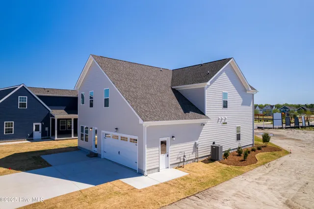 $509,900 | 307 Iris Circle, Moyock, NC 27958
