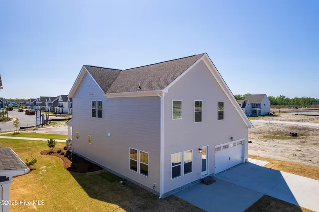 $509,900 | 307 Iris Circle, Moyock, NC 27958