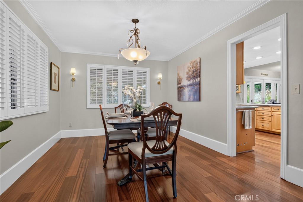 11387 Sinclair Avenue Porter Ranch, CA 91326 - Photo 18 of 42 Gallery Image 18