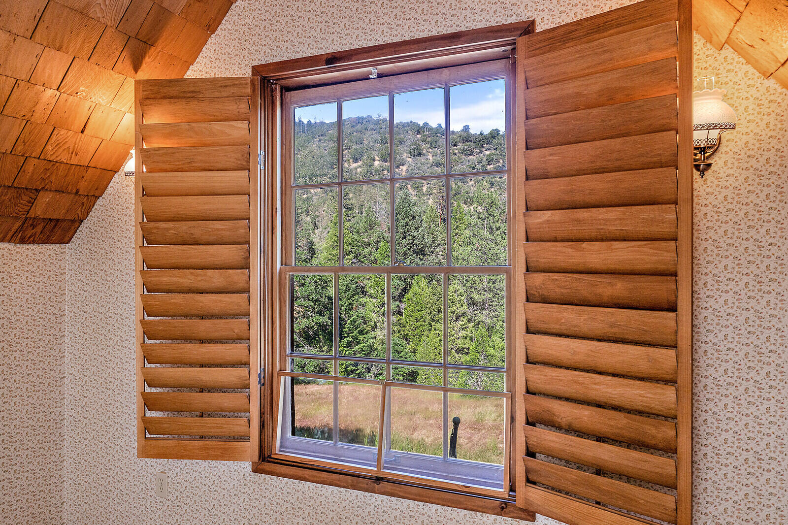 1500 Waters Gulch Road Jacksonville, OR 97530 - Photo 25 of 64 45_WG_45_mls