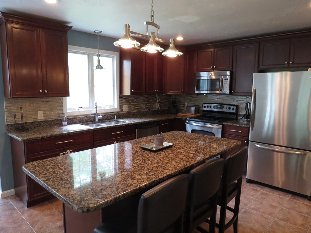75 Borkum Road Spencer, MA 01562 - Photo 10 of 27 Gallery Image 10