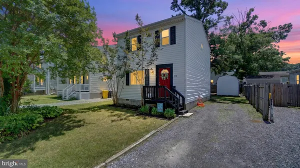 $425,000 | 415 Fairmount Drive, Edgewater, MD 21037