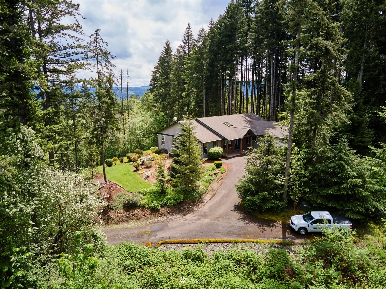 245 Wieri Road Woodland, WA 98674 - Photo 2 of 33 Gallery Image 2