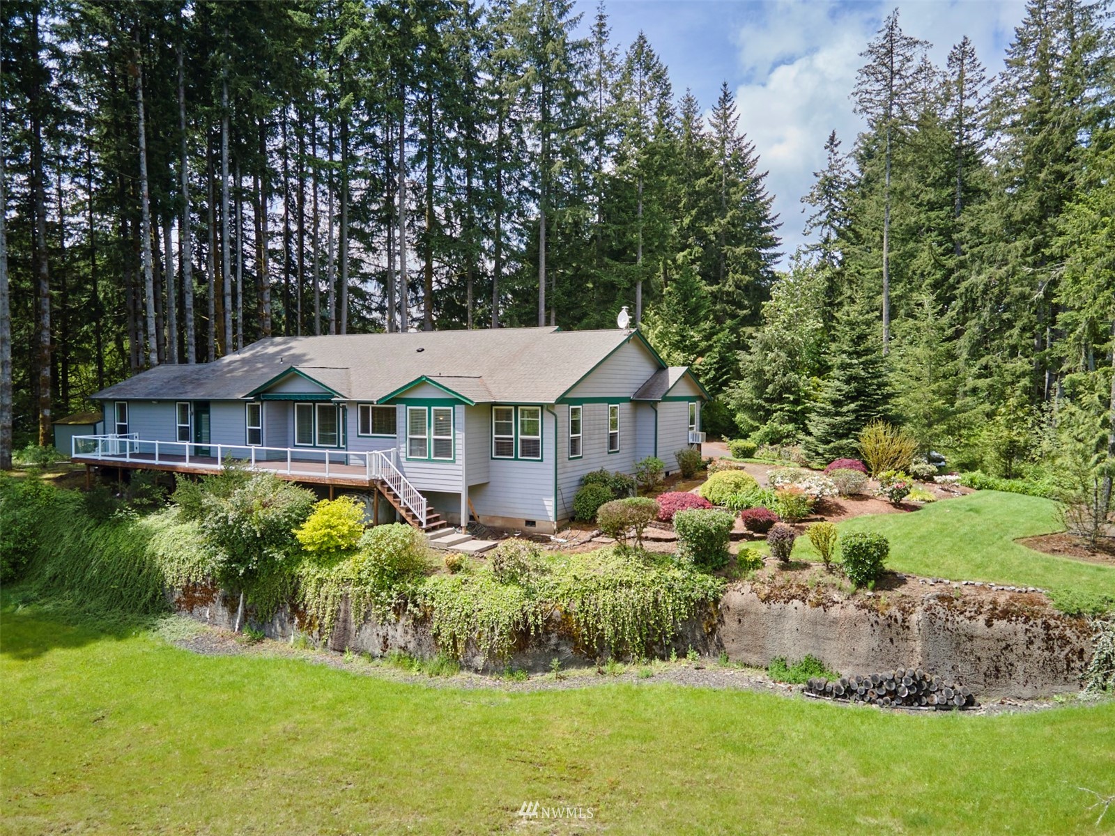 245 Wieri Road Woodland, WA 98674 - Photo 3 of 33 Gallery Image 3