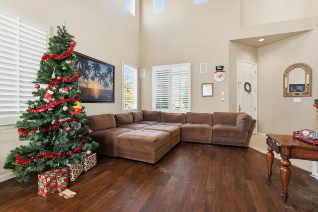 $1,200,000 | 946 Martiri Court, Gilroy, CA 95020