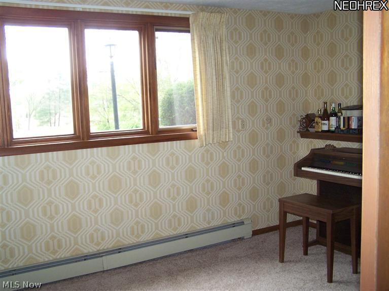 976 Center Road Hinckley, OH 44233 - Photo 13 of 25 Gallery Image 13