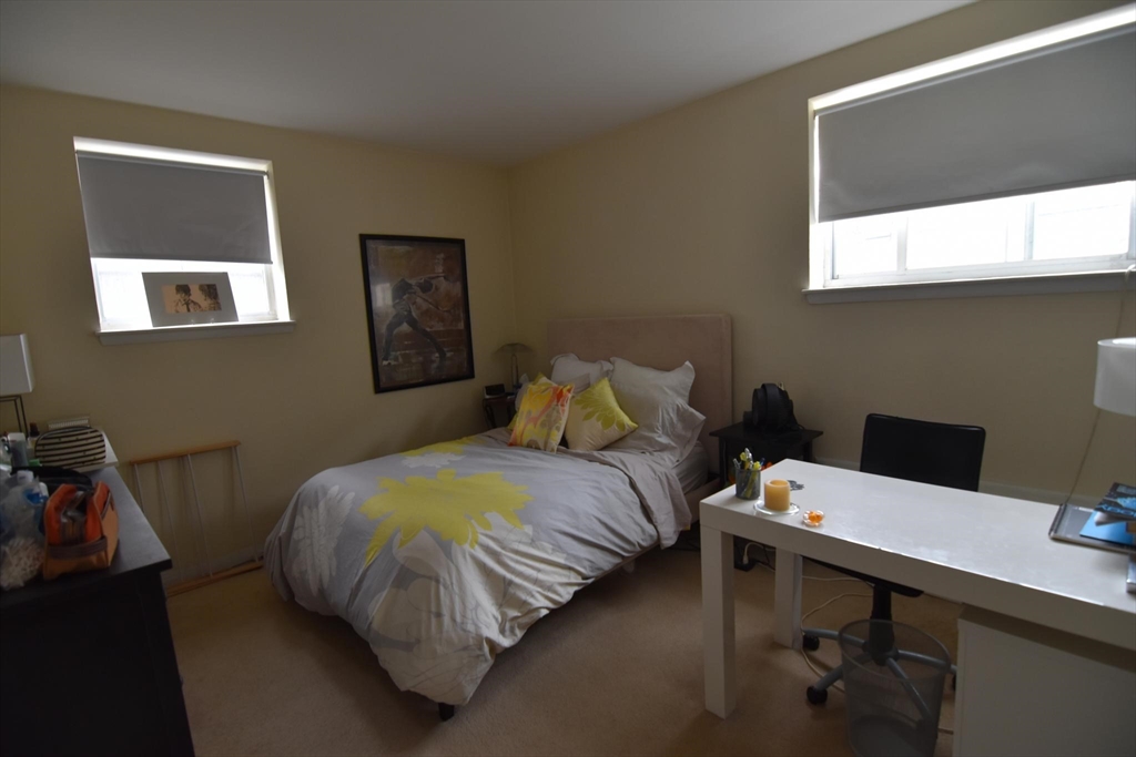 45 Green Street, Unit B2 Brookline, MA 02446 - Photo 5 of 12