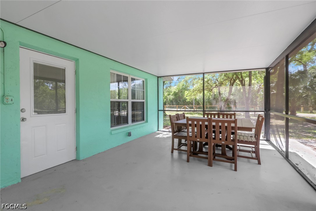 2431 Lippincott Road Alva, FL 33920 - Photo 28 of 43 Gallery Image 28