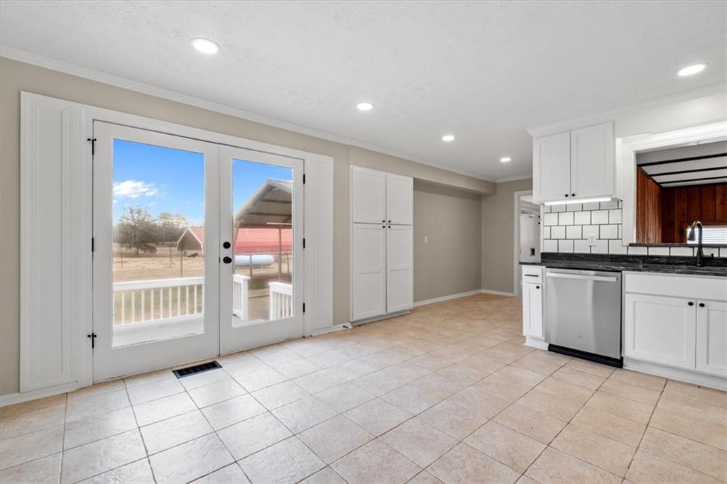 306 Ervin Coker Road Northeast Rome, GA 30161 - Photo 14 of 38