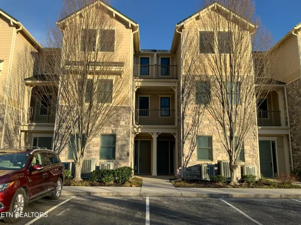 $549,000 | 408 Waterside Circle, Unit 4, Andersonville, TN 37705