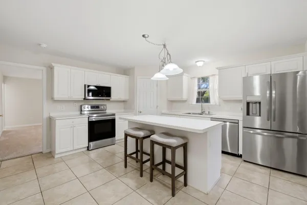 $359,900 | 8131 Country Bay Boulevard, Navarre, FL 32566