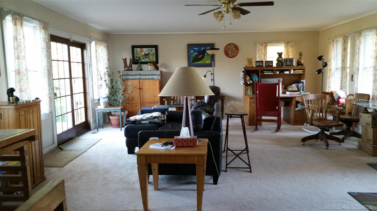 6897 Peck Road Lexington, MI 48450 - Photo 5 of 31 31307404-4.JPG