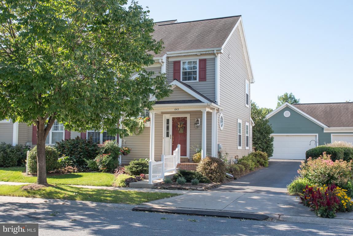 643 Wallingford Road Lititz, PA 17543 - Photo 1 of 47