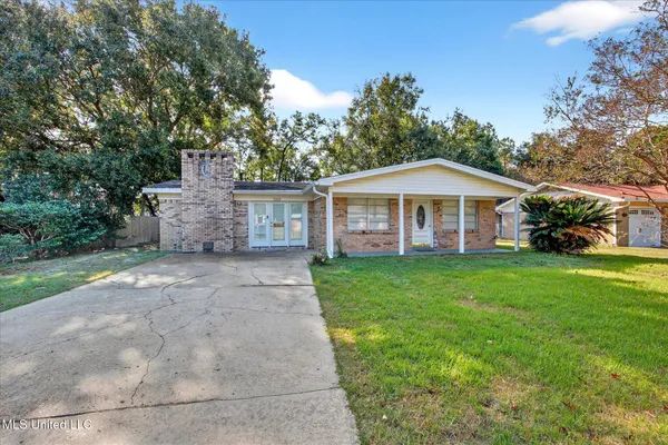 $220,000 | 2129 Floyd Drive, Biloxi, MS 39531