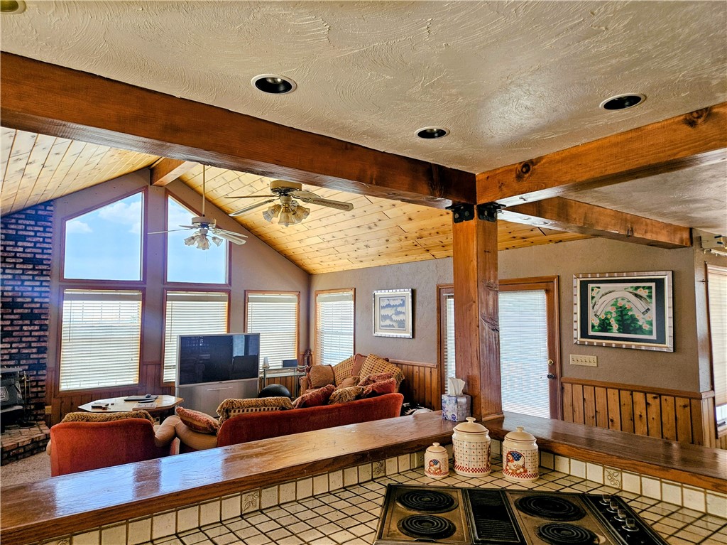 2831 Cygnet Road Pinon Hills, CA 92372 - Photo 18 of 32 View from kitchen to living room