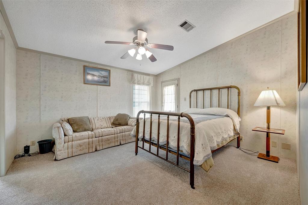 106 North St George Circle Apollo Beach, FL 33572 - Photo 16 of 45