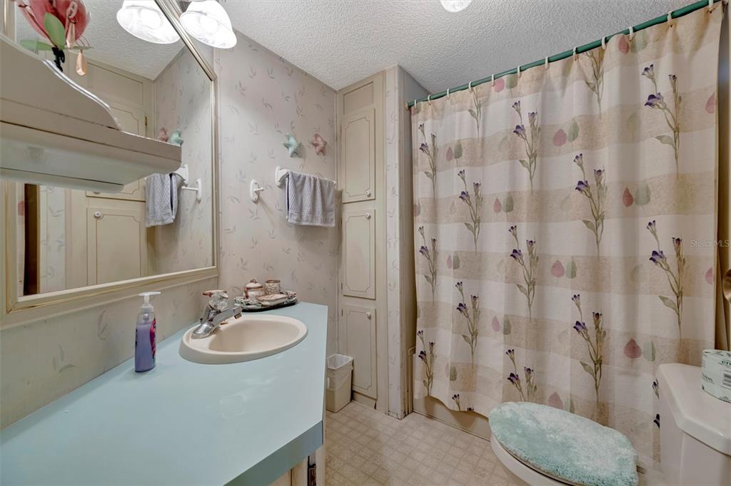 106 North St George Circle Apollo Beach, FL 33572 - Photo 20 of 45