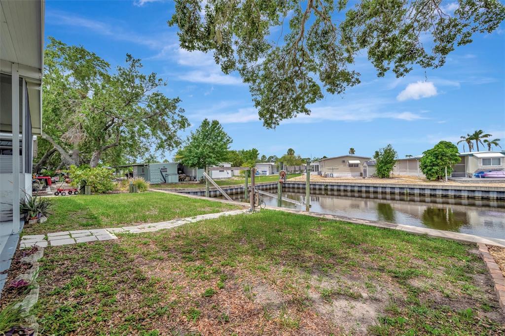 106 North St George Circle Apollo Beach, FL 33572 - Photo 32 of 45