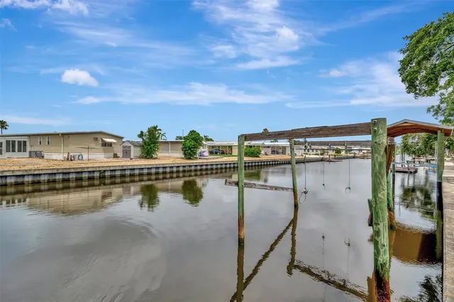 $199,000 | 106 North St George Circle, Apollo Beach, FL 33572